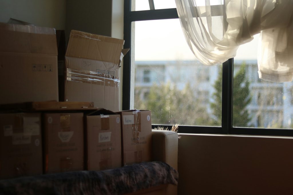 How to help a Hoarder Declutter and Downsize.